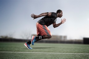 英超疯狂冲刺：巅峰比拼，谁能笑到最后？，英超爆满