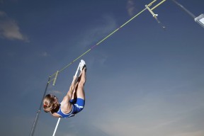 恩比德突破上篮七六人伤病名单更新，nba恩比德伤势如何