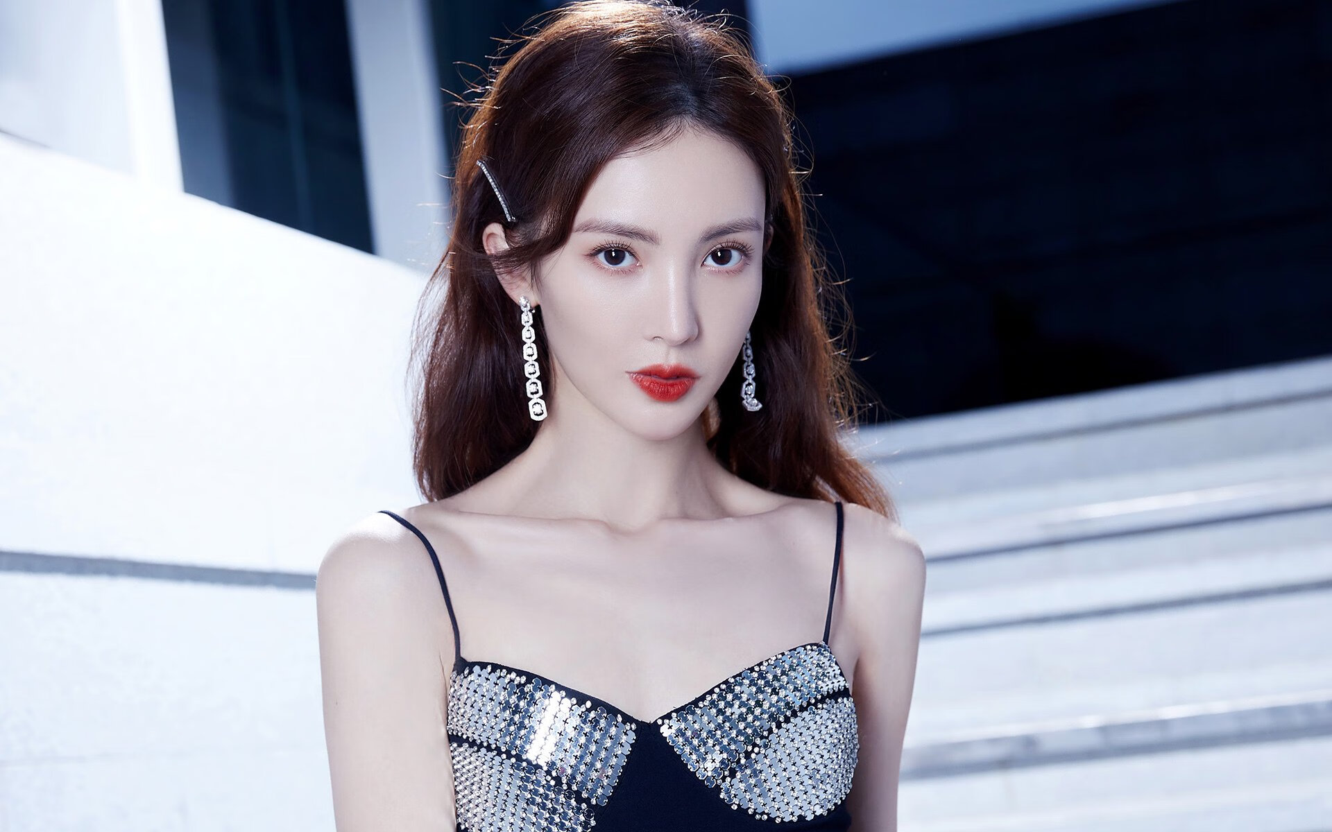 城市马拉松打造主题文化活动吸引游客，城市马拉松体现企业精神