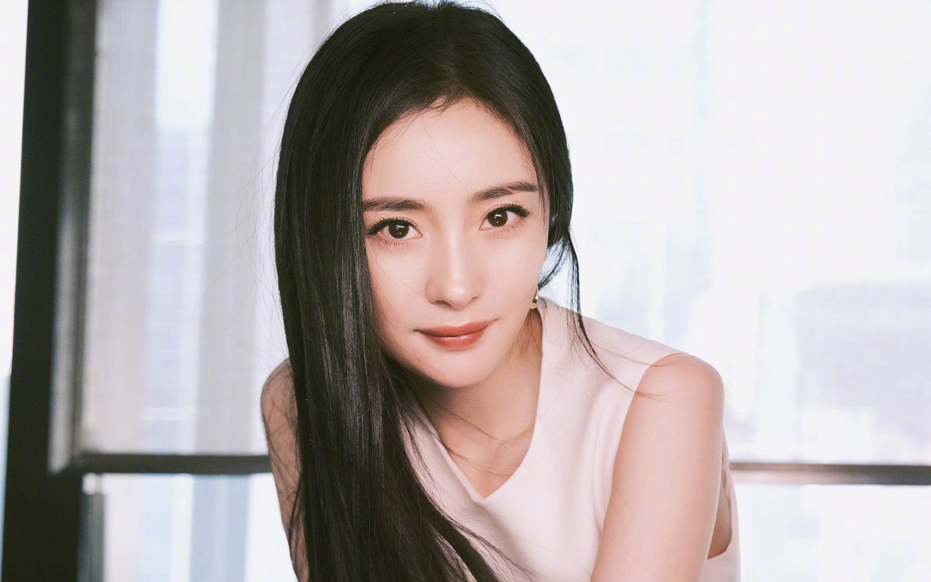 开云体育网页版-主力前锋本赛季打入十球创造职业生涯最佳数据状态火热，球队前锋