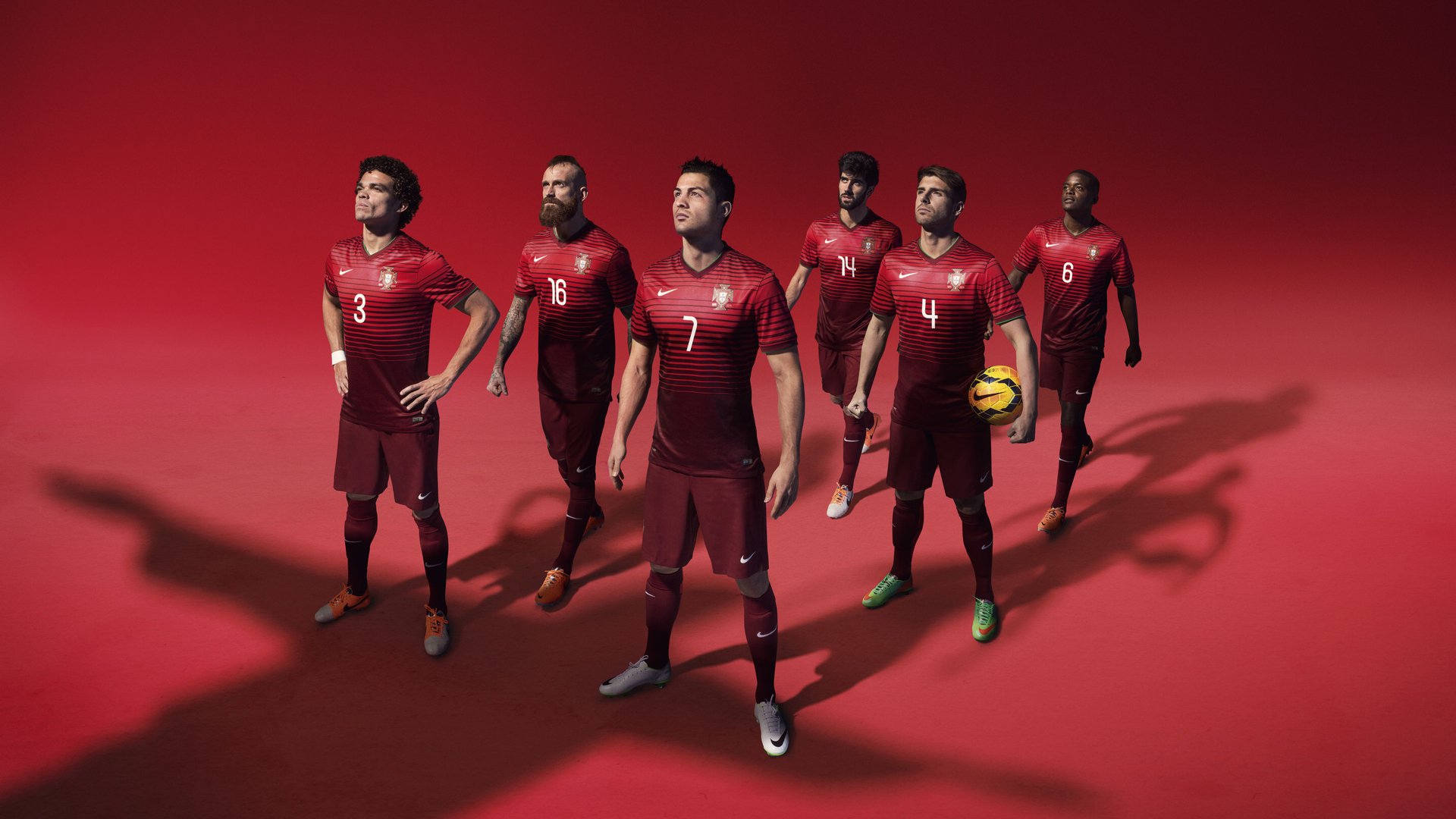 德甲速度爆发：瞬间快速突击引人入胜！，德甲打法